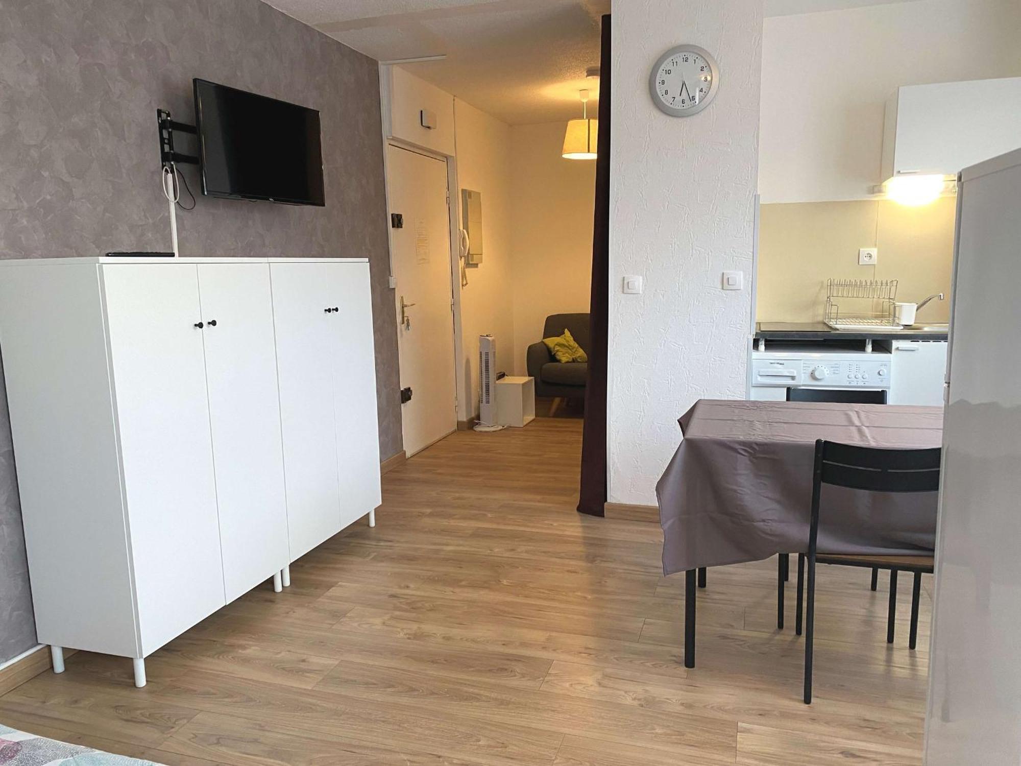Studio Renove Avec Balcon, Proche Commerces, Wifi Et Cellier Privatif - Balaruc-Les-Bains. - Fr-1-553-13 Eksteriør bilde